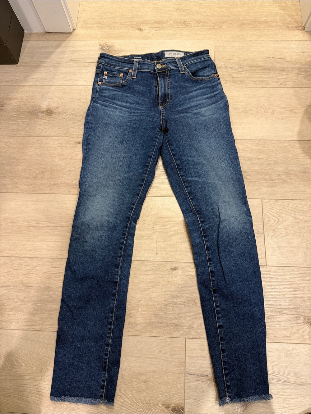 AG Adriano Goldschmied Straight-Leg Jeans in Indigo Blue
